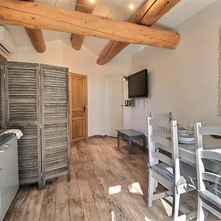 Apartment Mas De Plisset Saint-Gilles (Gard)