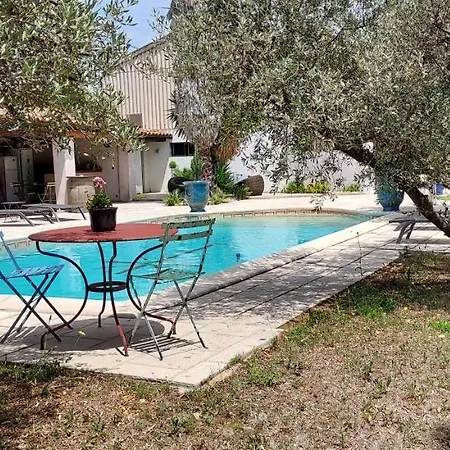 Apartment Mas De Plisset Saint-Gilles (Gard)