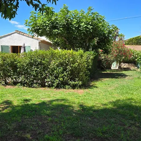 Mas De Plisset * Saint-Gilles (Gard)