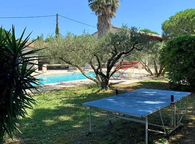Mas De Plisset Saint-Gilles (Gard)