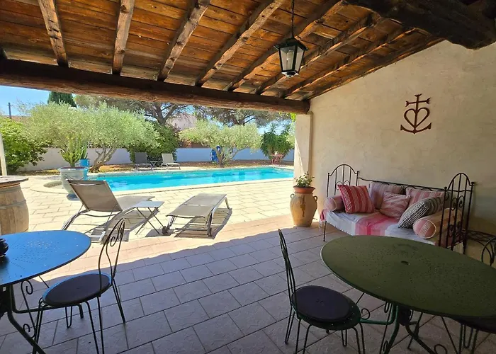 Apartment Mas De Plisset Saint-Gilles (Gard)