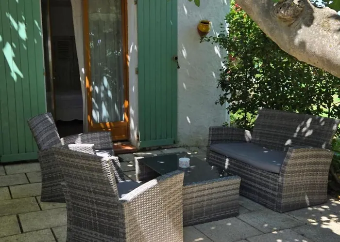 Mas De Plisset Saint-Gilles (Gard)